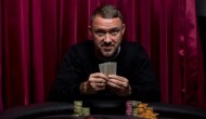 Стивен Хендри пробует себя в покере