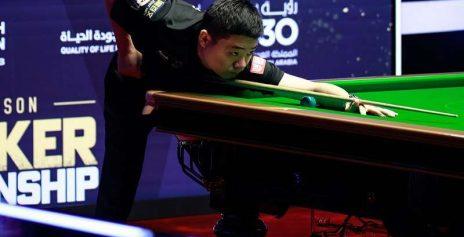 Snooker Championship 2024: Дин Джуньху и Лука Бресель вышли в четвертьфинал
