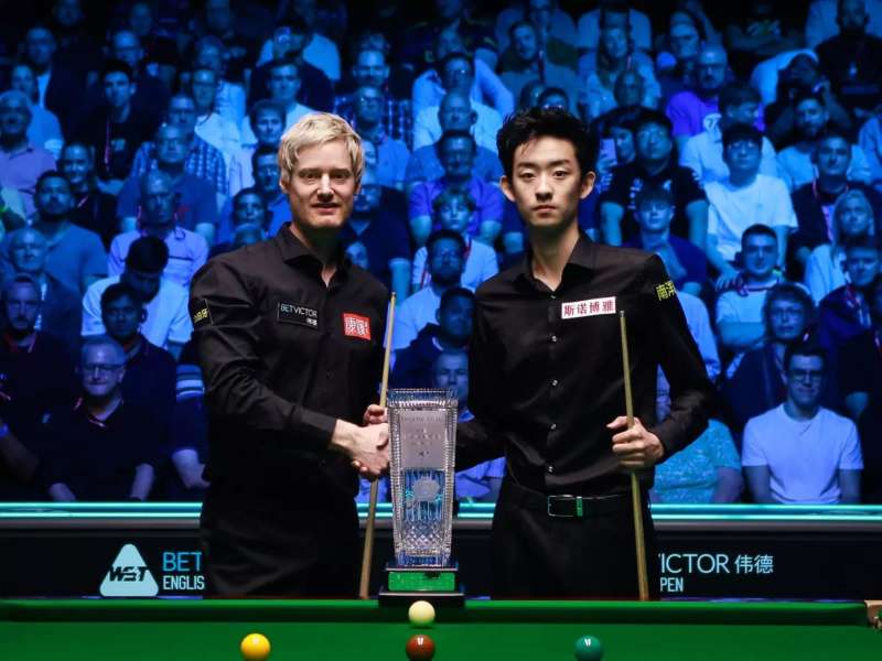 Нил Робертсон - У Ицзе (фото: SnookerHQ)