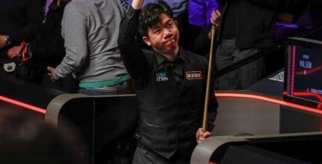 Дебютант Лэй сенсационно победил действующего Чемпиона Уилсона, посеяв «проклятие Крусибла»