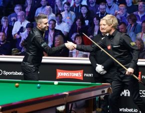 Марк Селби против Нила Робертсона: Хендри, Макманус и Доэрти делают прогнозы