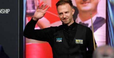 Джадд Трамп сделал рекордные пять сенчури и выиграл матч 1/16 финала в Крусибле