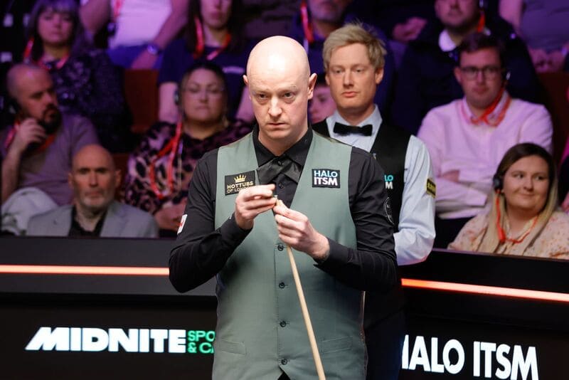 Крис Уокелин лидирует после первой сессии в 1/16 финала (фото: WST)