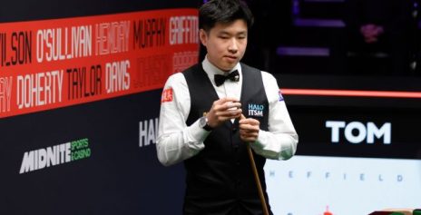 Чжао Синьтун на пути к выходу в полуфинал на Чемпионате мира