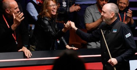 Марк Уильямс побеждает Вафаей и в 12-й раз выходит в четвертьфинал в Крусибле