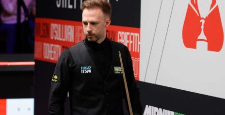 Впечатляющий рывок Трампа в четыре очка в конце второй сессии 1/8 финала