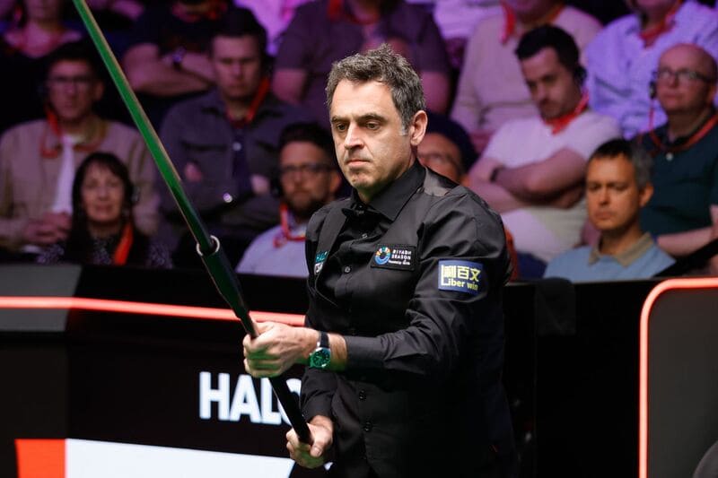 О'Салливан с комфортом обыгрывает Цзюньсюй (фото: WST)