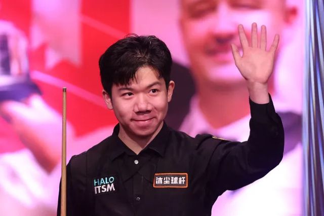 Лэй Пейфан блестяще сыграл в первом раунде (фото: metrouk)