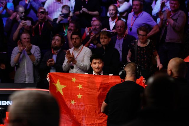 Синьтун вдохновляет молодых игроков из Китая (фото: WST)