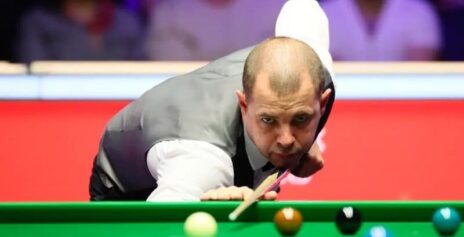 Барри Хокинс вышел в 1/8 финала на турнире Шанхай Мастерс 2025