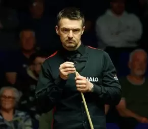 Майкл Холт нацелен войти в ТОП-32 в сезоне 2025/26 по снукеру