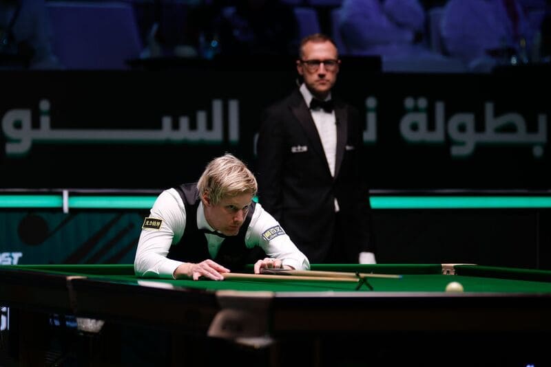 Нил Робертсон решил проблему китайских луз (фото: WST)