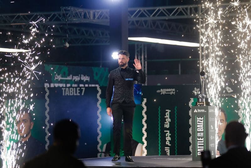 Оливер Лайнс вышел в 1/8 финала на турнире в Саудовской Аравии (фото: WST)