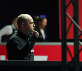 Бывший Чемпион мира по снукеру Грэм Дотт предстанет перед судом