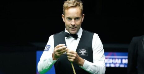 Картер ведет в счете после первой сессии полуфинала против Марка Селби