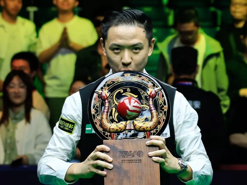 Сяо Годун будет защищать свой титул в 1/8 финала против Мэттью Селта (фото: SnookerHQ)