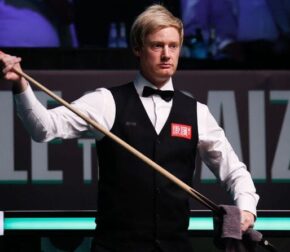 Saudi Arabia Masters 2025: Нил Робертсон вышел в 39-й рейтинговый финал