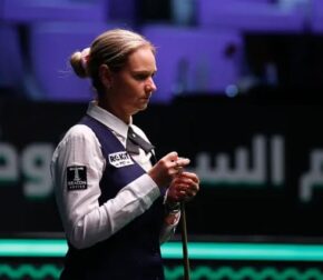 Проблемы со здоровьем и оскорбления в социальных сетях вызвали у Рианн Эванс желание завершить карьеру