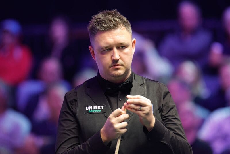 Кайрен Уилсон неожиданно проиграл 19-летнему подростку в Челтнеме (фото: WST)