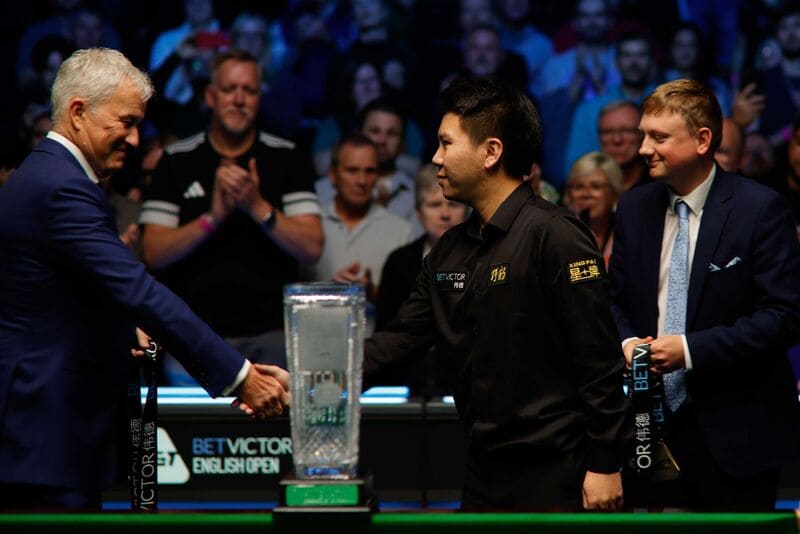 Чжоу Юэлун проигрывает четвертый финал в карьере (фото: WST)