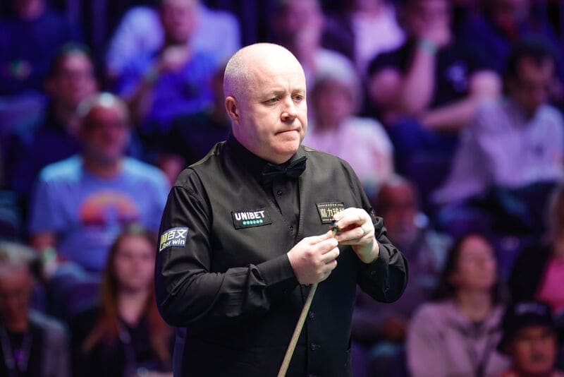 Джон Хиггинс продолжает борьбу за титул и главный приз в размере 100 000 фунтов стерлингов (фото: WST)