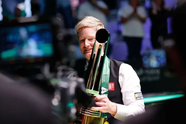 Нил Робертсон завоевал самый крупный титул в сезоне на данный момент в Саудовской Аравии (фото: metrouk)