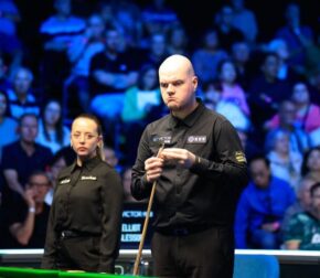 English Open 2025: Джадд Трамп проигрывает Эллиоту Слессору