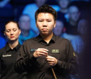 English Open 2025: Марк Селби встретится с Чжоу Юэлуном в полуфинале