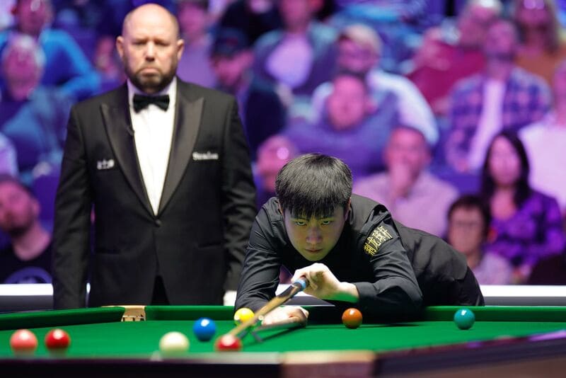 Чжао Синьтун сделал сенчури-брейки в 133 и 135, но в остальных фреймах набрал всего 29 очков (фото: WST)