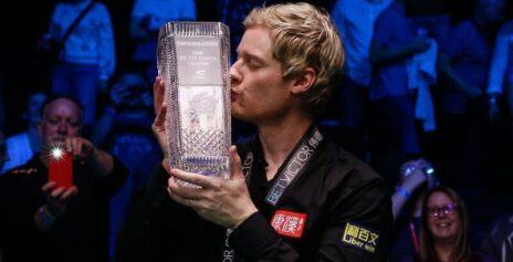 Действующий Чемпион English Open Нил Робертсон гордится успешной карьерой