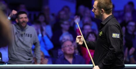 Марк Аллен победил Роберта Милкинса и вышел в 1/16 финала на Northern Ireland Open 2025