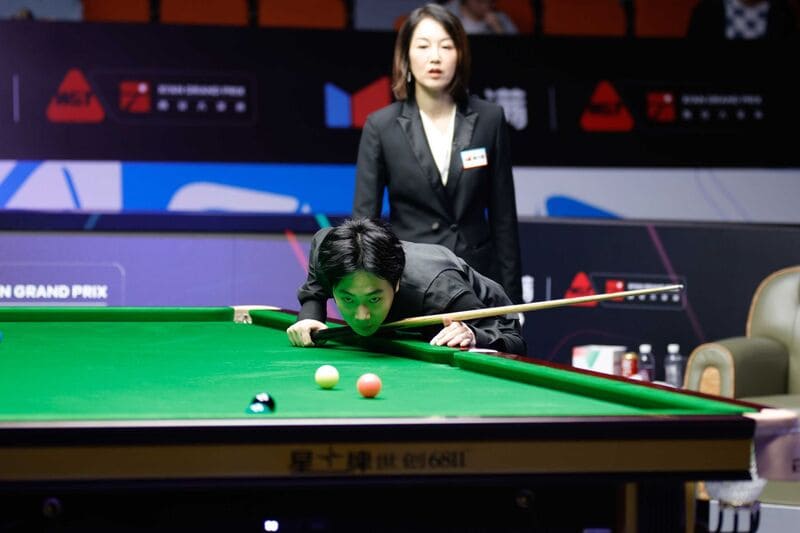 Люй Хаотянь проиграл решающий фрейм матча в четвертьфинале в Сиане (фото: WST)