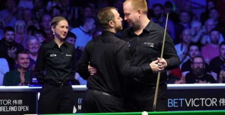 Марк Аллен нанес поражение своему другу Джордану Брауну, а Чжоу Юэлун в решающем фрейме обыграл Тома Форда