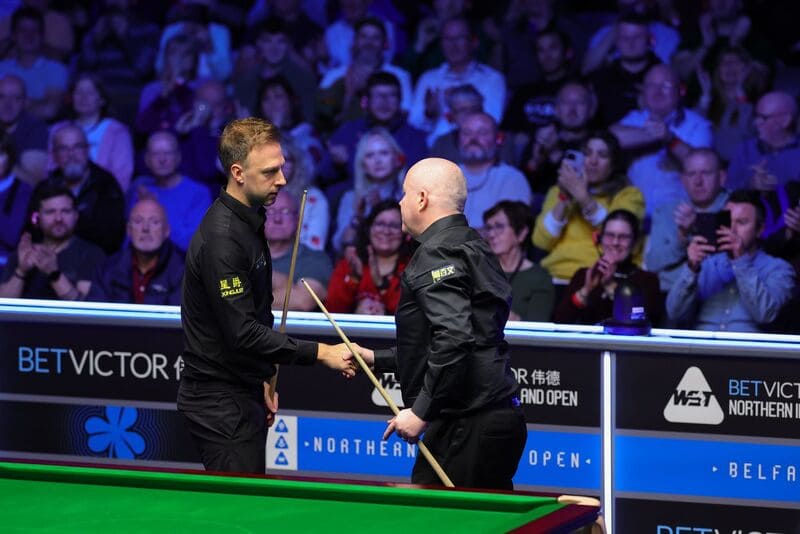 Джадд Трамп обыграл Джона Хиггинса и вышел в полуфинал в Белфасте (фото: WST)