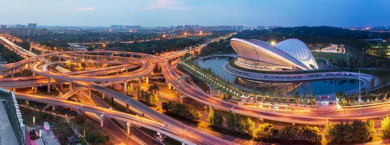 Chengdu Eastern Music Park - лучшее место для проведения различных мерориятий как под открытым небом, так и в отдельно построенном здании