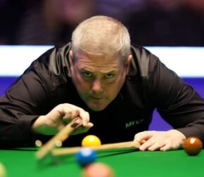 Победитель рейтинговых турниров по снукеру Роберт Милкинс может потерять место в туре