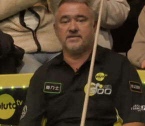 Стивен Хендри сделал сенчури-брейк на новом турнире Crucible Cup