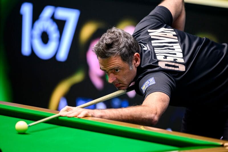 Ронни О'Салливан неожиданно проиграл во втором раунде на турнире в Эр-Рияде (фото: WST)