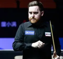 Чемпионат Великобритании 2025: Пять снукеристов ведут борьбу за место в Йорке