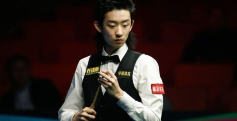 У Ицзэ обыгрывает Джона Хиггинса после первой сессии в финале Международного чемпионата