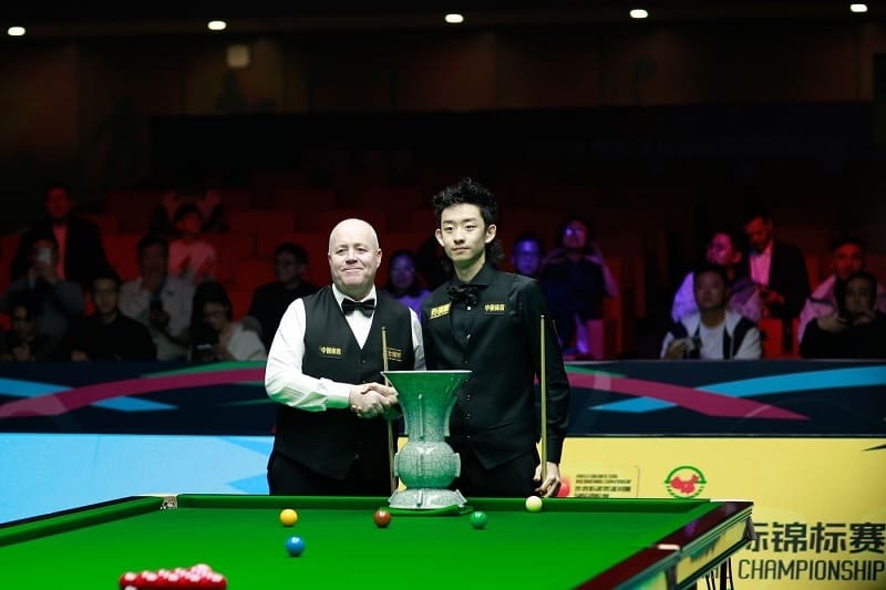 Джон Хиггинс схлестнулся с У Ицзэ напряженном финале, а победитель выиграет главный приз в размере 175 000 фунтов стерлингов (фото: WST)