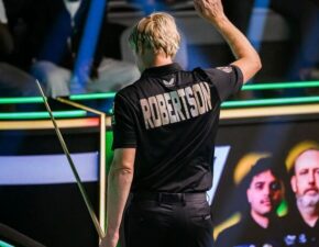 Нил Робертсон и Марк Аллен вышли в полуфинал на турнире в Эр-Рияде