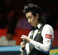 У Ицзэ в ноябре выиграл номинацию Игрок месяца