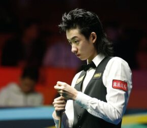 У Ицзэ в ноябре выиграл номинацию Игрок месяца