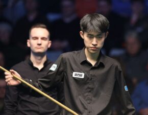 Чан Бинью сенсационно обыграл Аллена и впервые прошел в рейтинговый финал на Scottish Open 2025