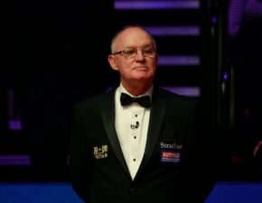 Лео Скаллион завершает карьеру рефери после финала турнира Scottish Open 2025