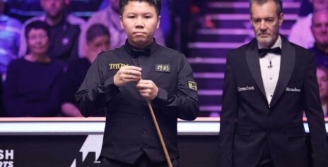 Чжоу Юэлун одержал захватывающую победу над Ронни О’Салливаном на Чемпионате Великобритании