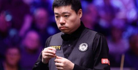 Дин Джуньху победил Дональдсона, а Чемпион мира Чжао Синьтун проиграл своему соотечественнику в 1/8 финала Чемпионата Великобритании