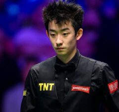 Восходящая звезда У Ицзэ разгромил Годуна и дебютировал в 1/2 финала на турнире Мастерс 2026