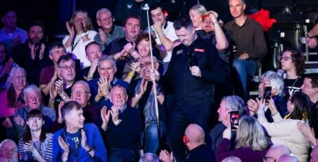 Кайрен Уилсон выходит в 1/4 финала Мастерс 2026